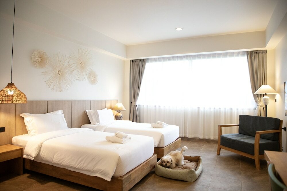 Pet-Friendly Signature Grand Room