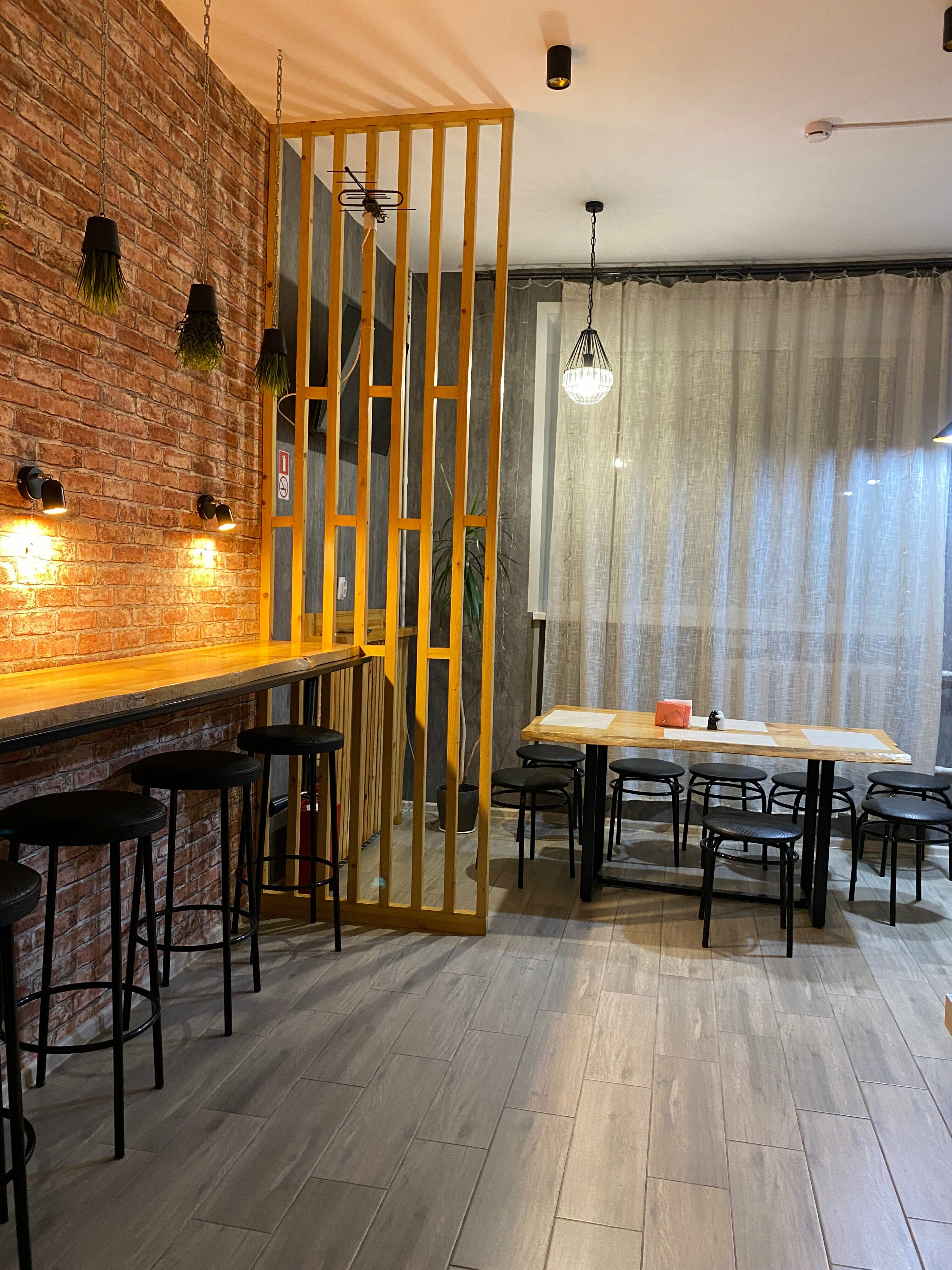 Двухуровневый четырехместный номер