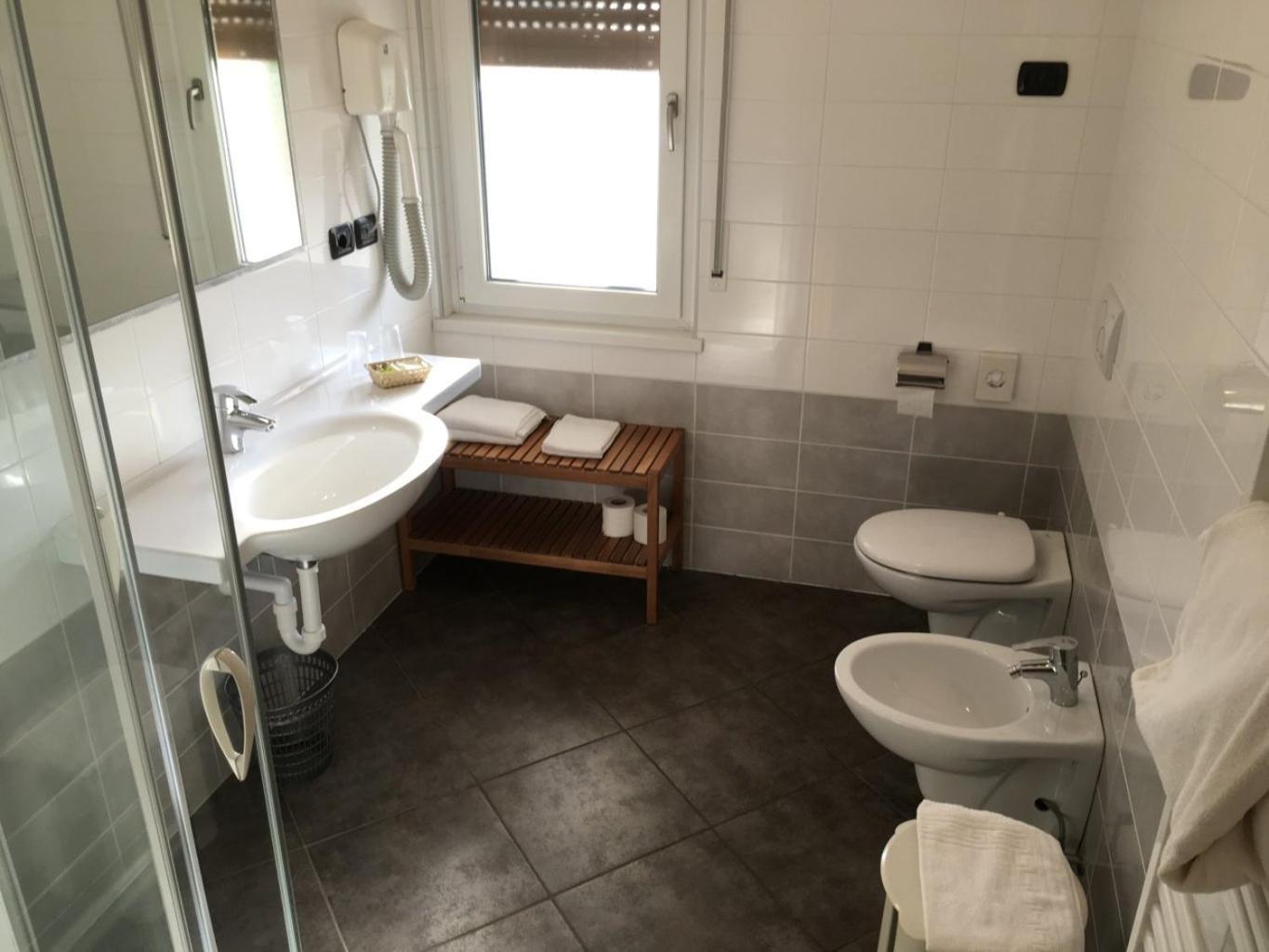 Quadruple Room with Terrace