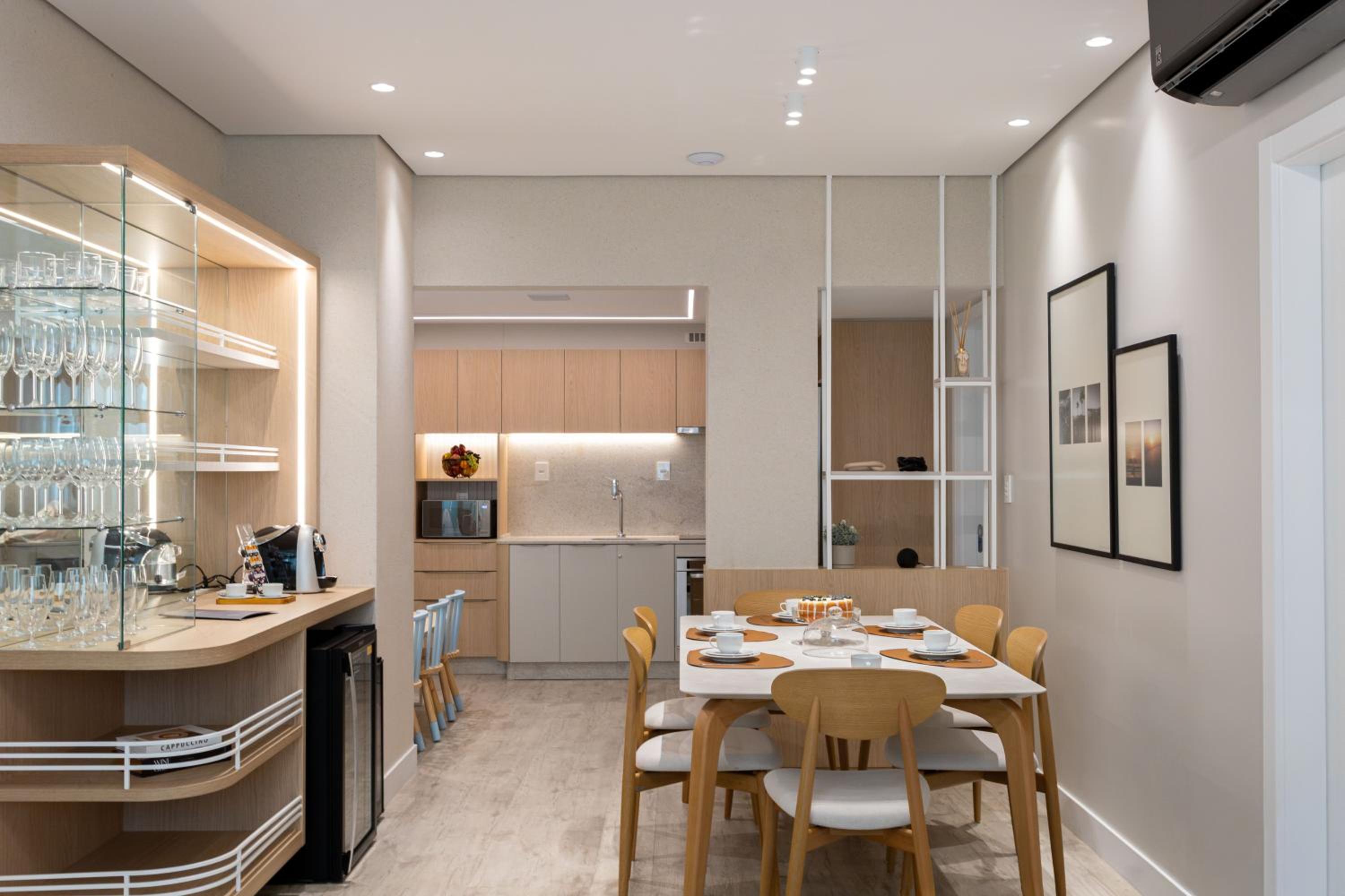 Three-Bedroom Deluxe Apartment