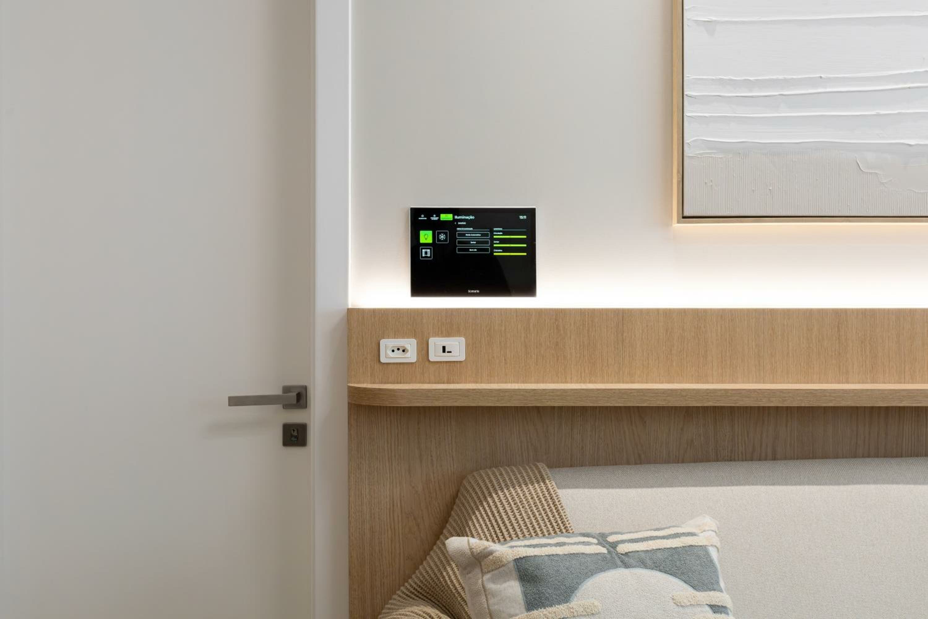 Three-Bedroom Deluxe Apartment