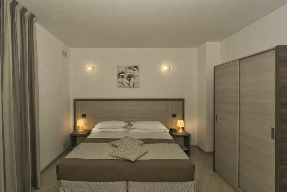 Basic Double or Twin Room