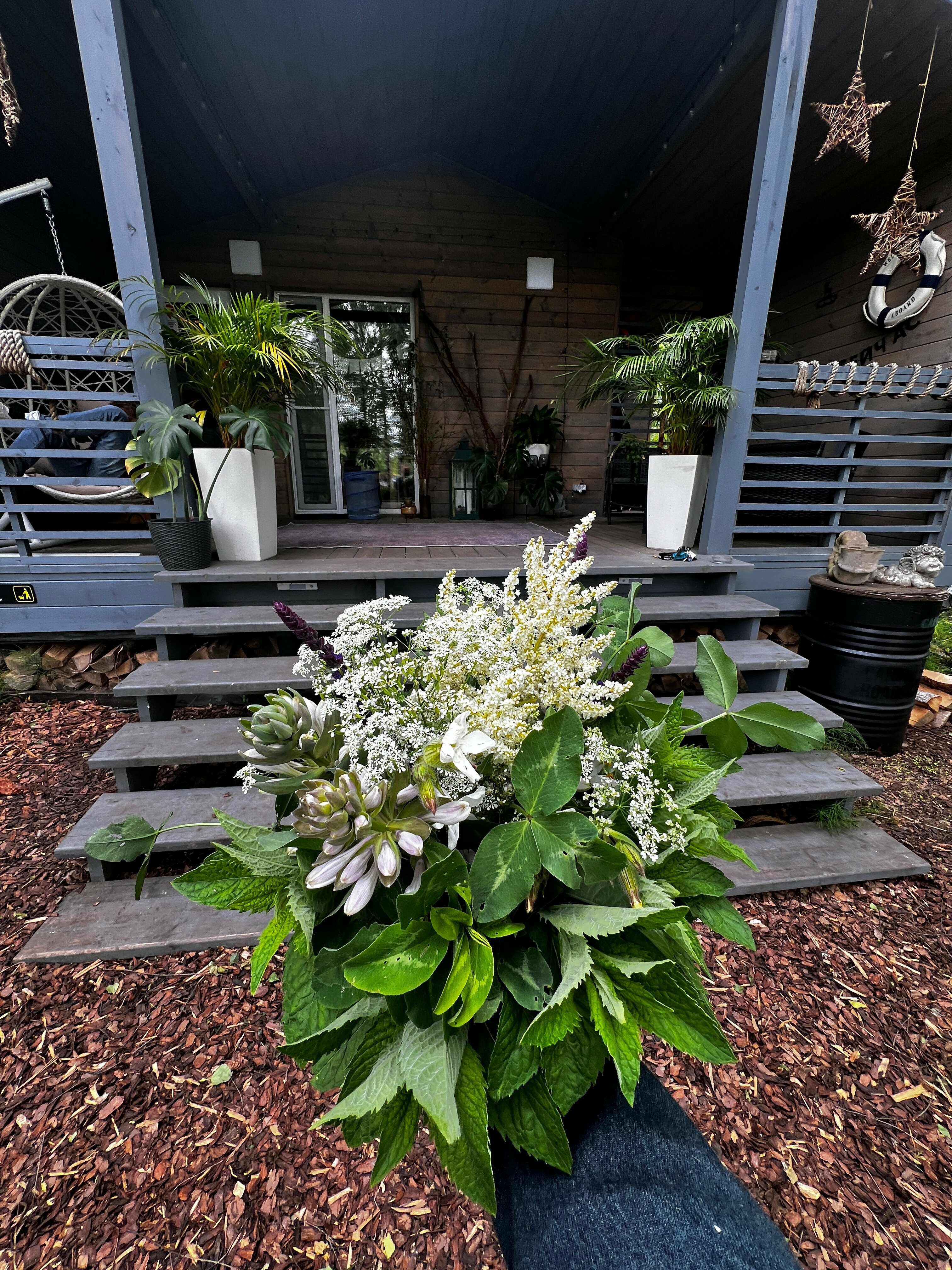 Семейный номер с видом на сад