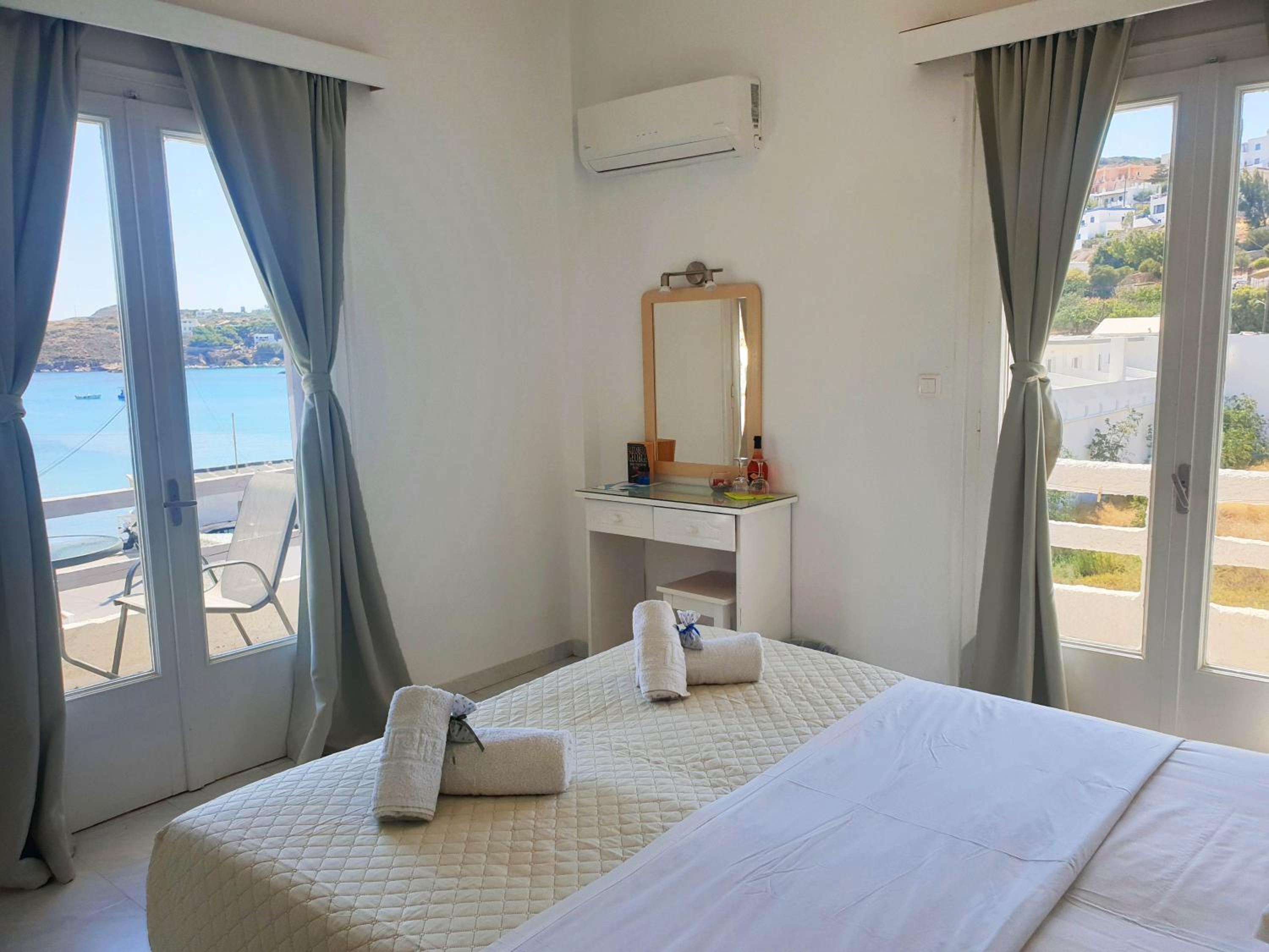 Deluxe Twin Room with Sea View