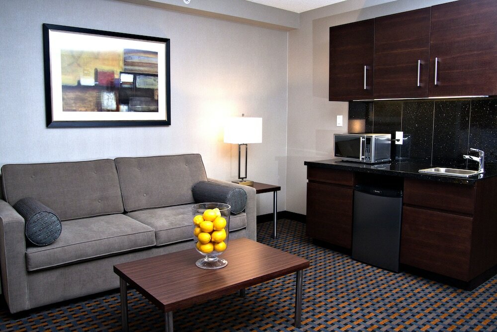 Suite, Multiple Beds