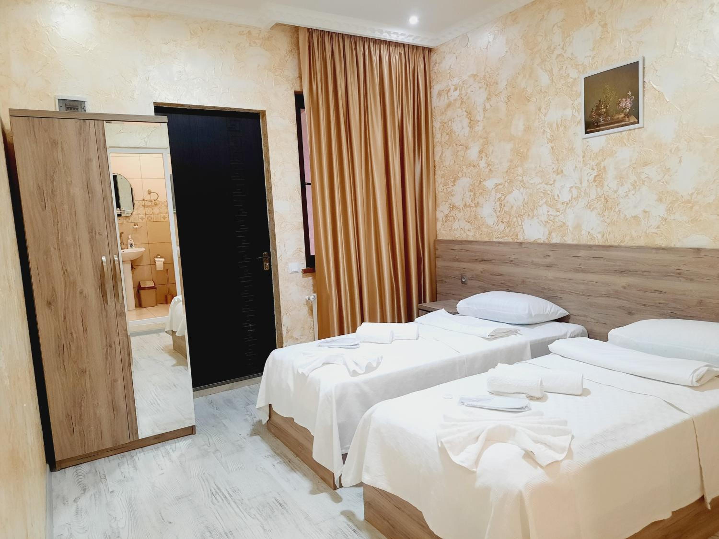 Twin Room with Bathroom