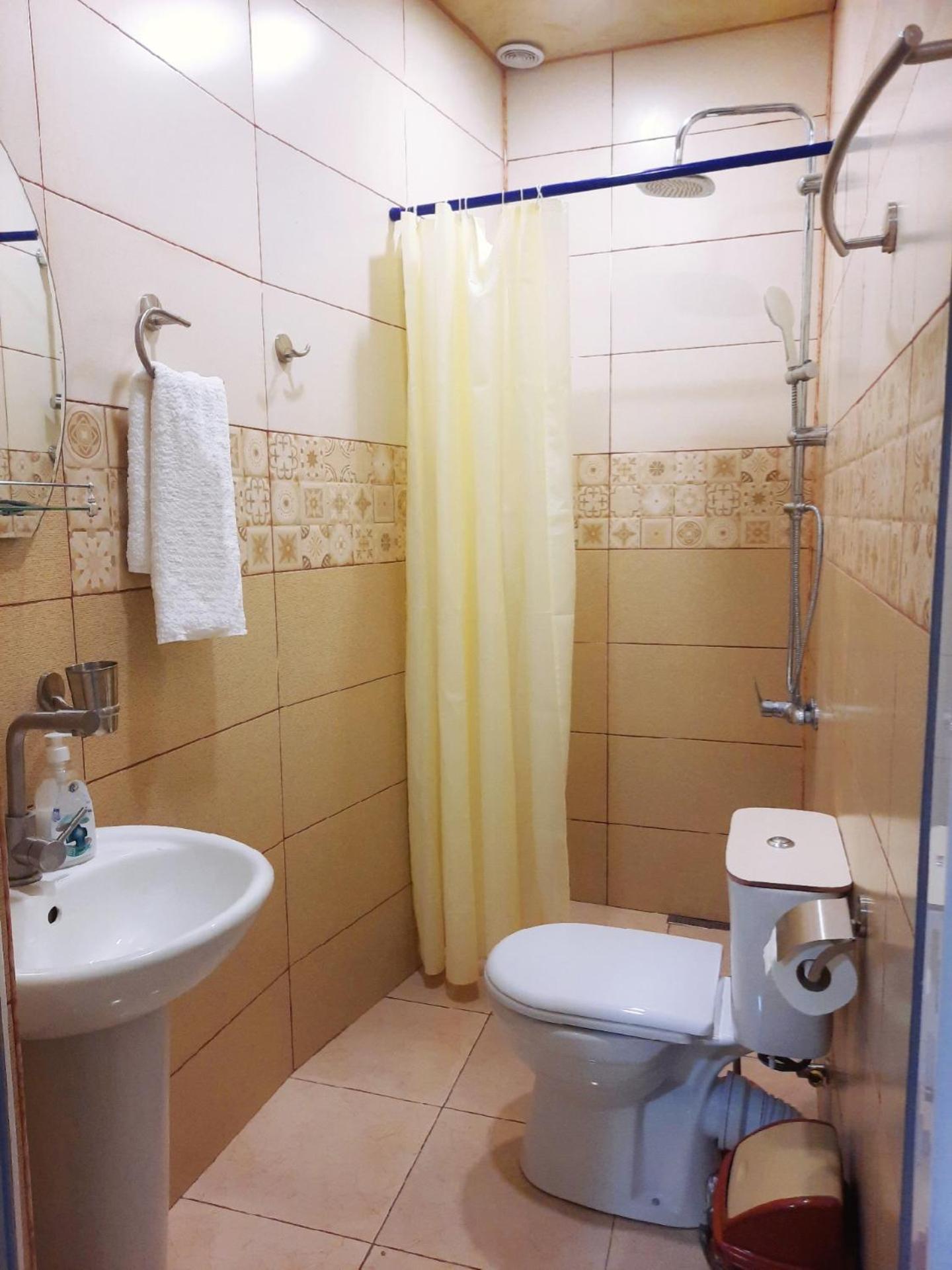 Twin Room with Bathroom