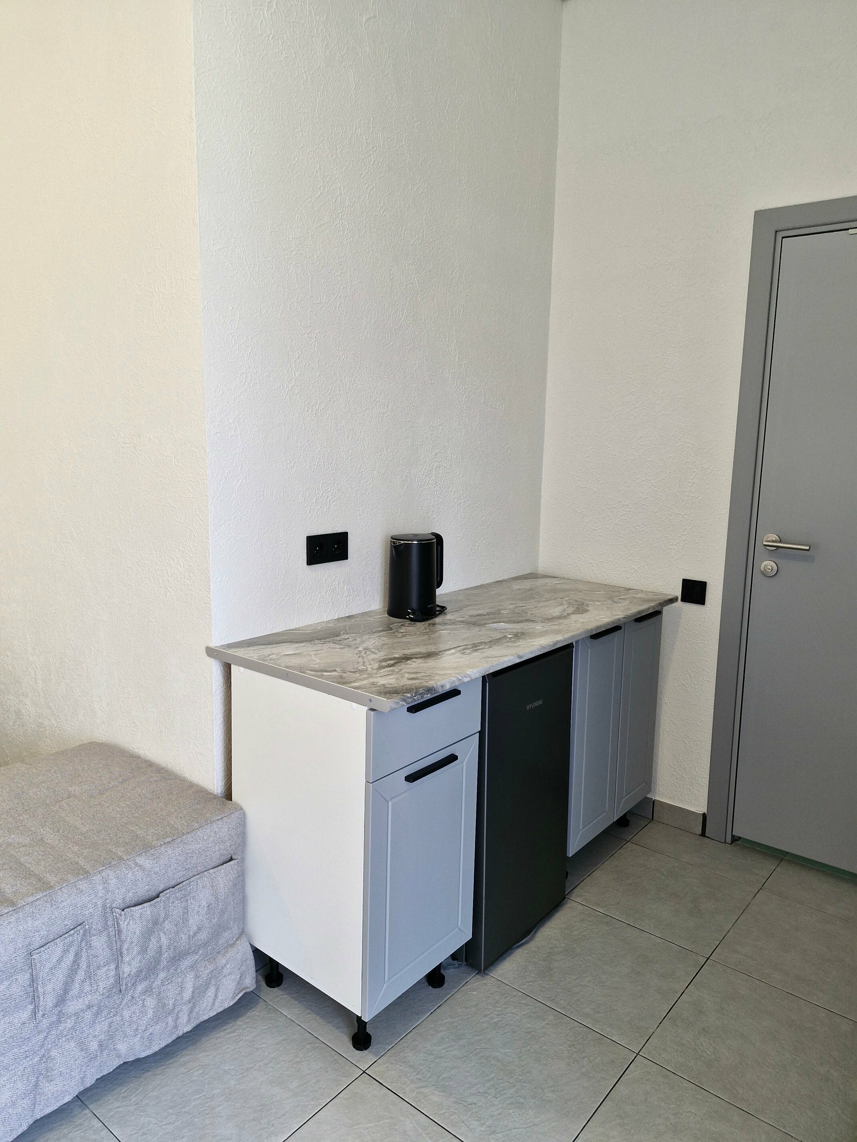 Трехместный номер с видом на горы