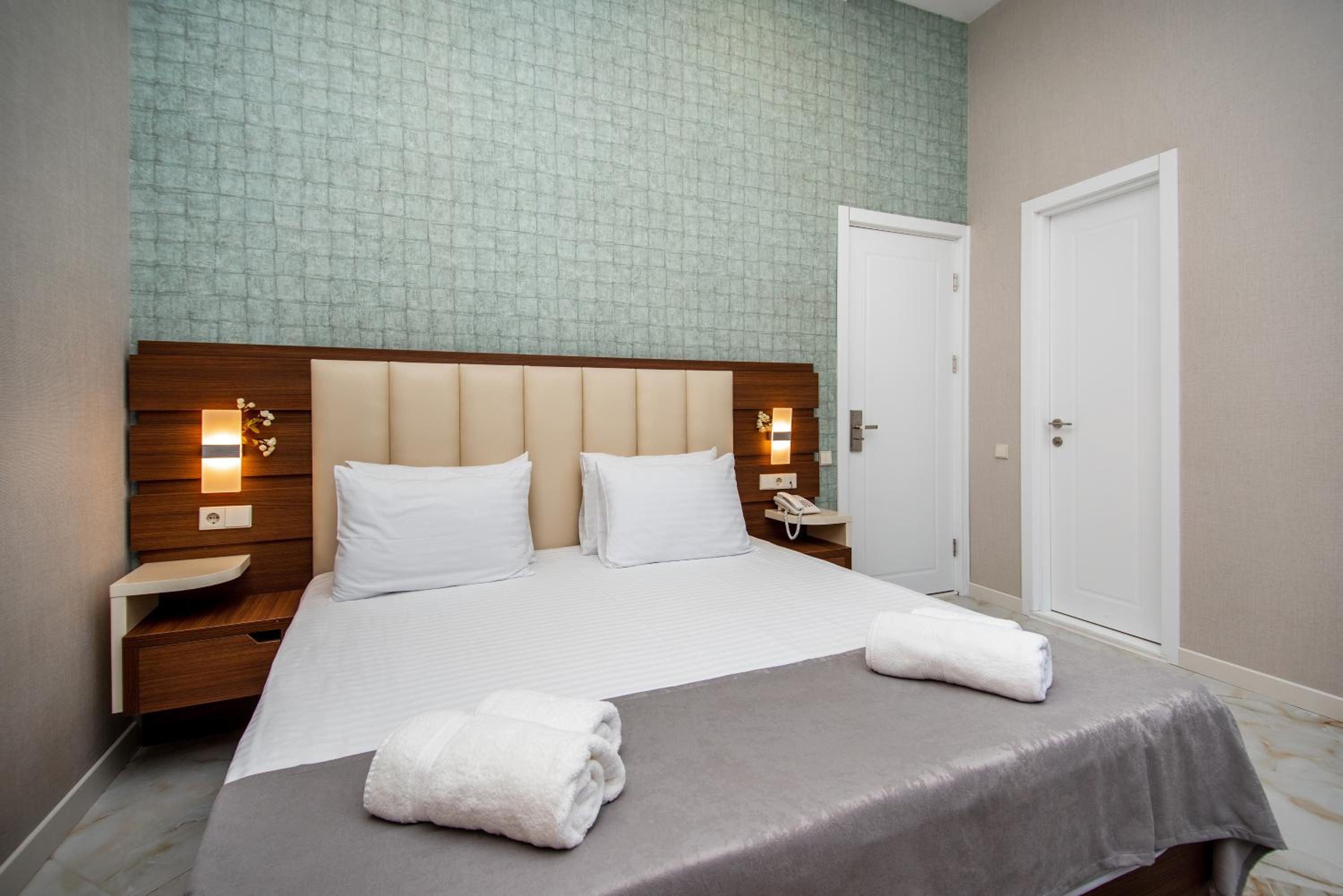 Deluxe Double Room with Balcony