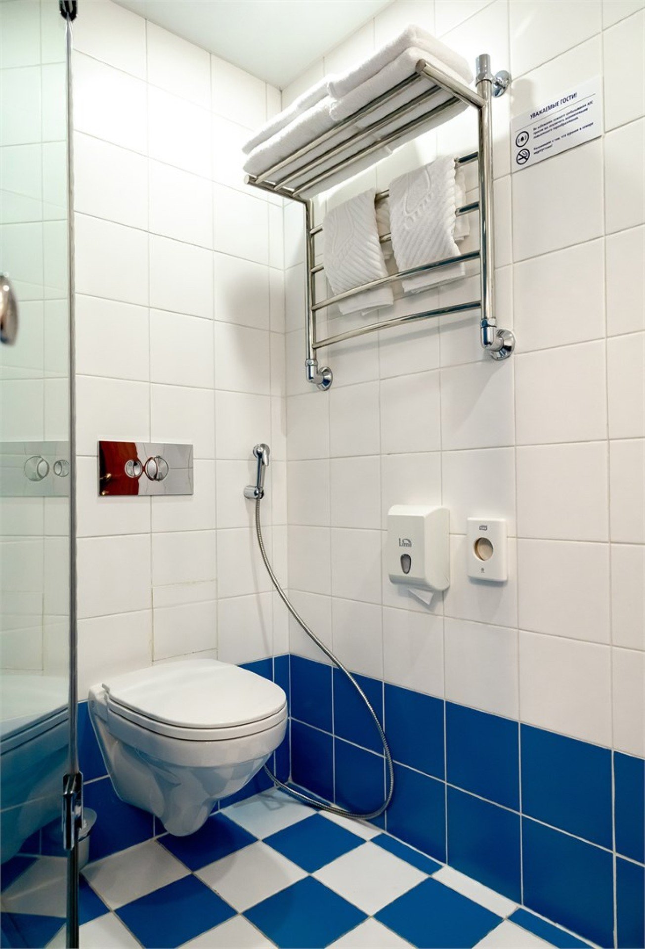 СТАНДАРТ УЛУЧШЕННЫЙ С 1 ИЛИ 2 КРОВАТЯМИ С ВИДОМ НА ГОРЫ (первый корпус)