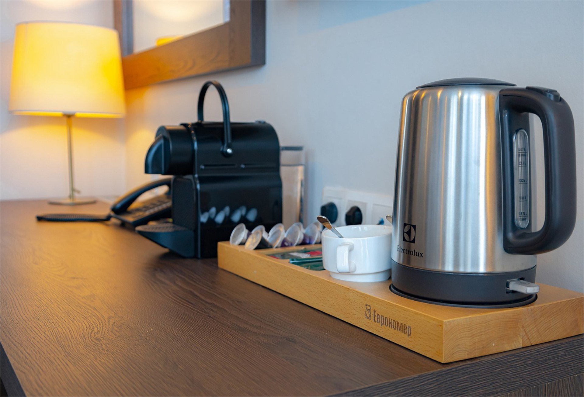 КОМФОРТ ДВУХМЕСТНЫЙ С КРЕСЛОМ (второй корпус)