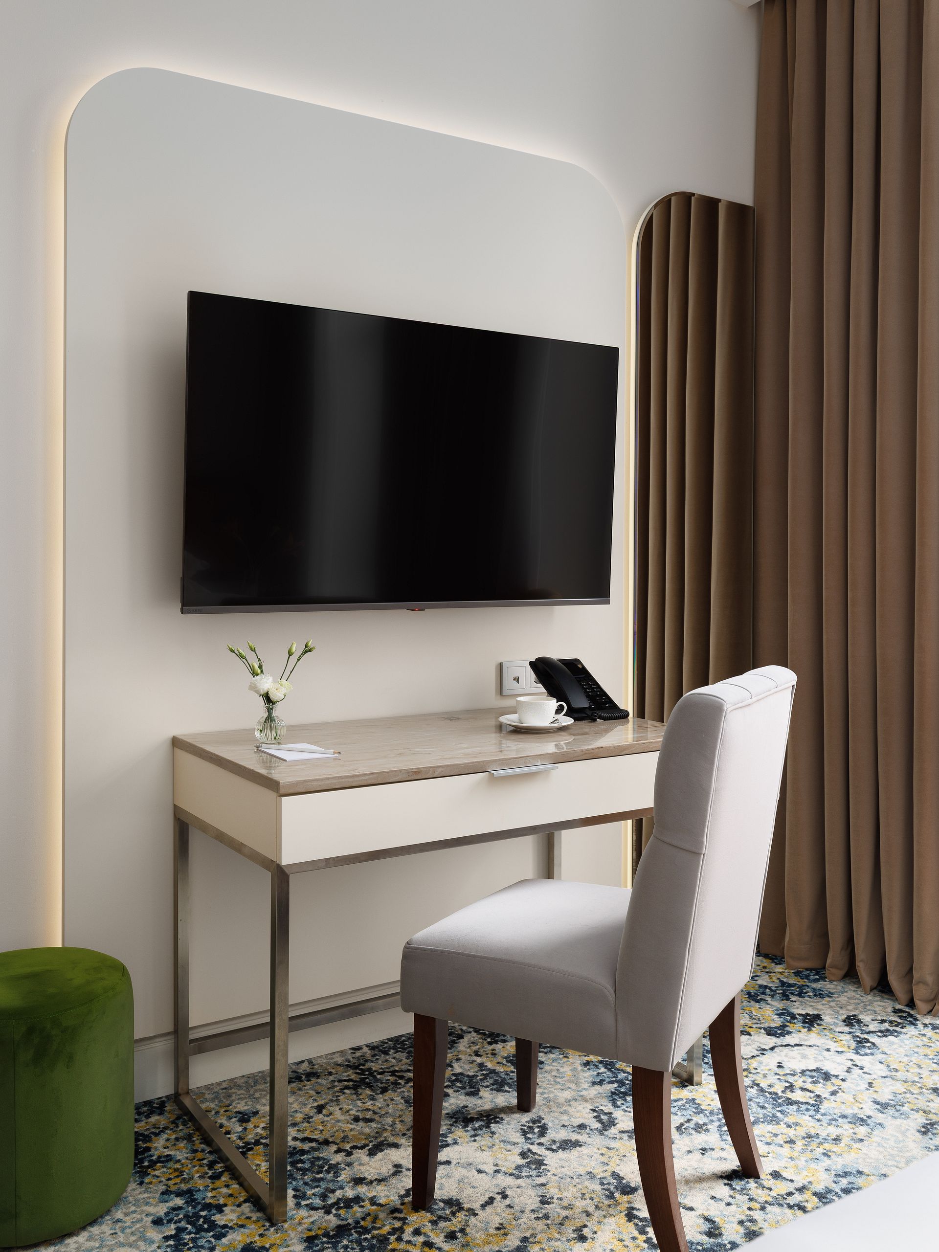 Стандартный двухместный номер  с 1 кроватью и французским балконом