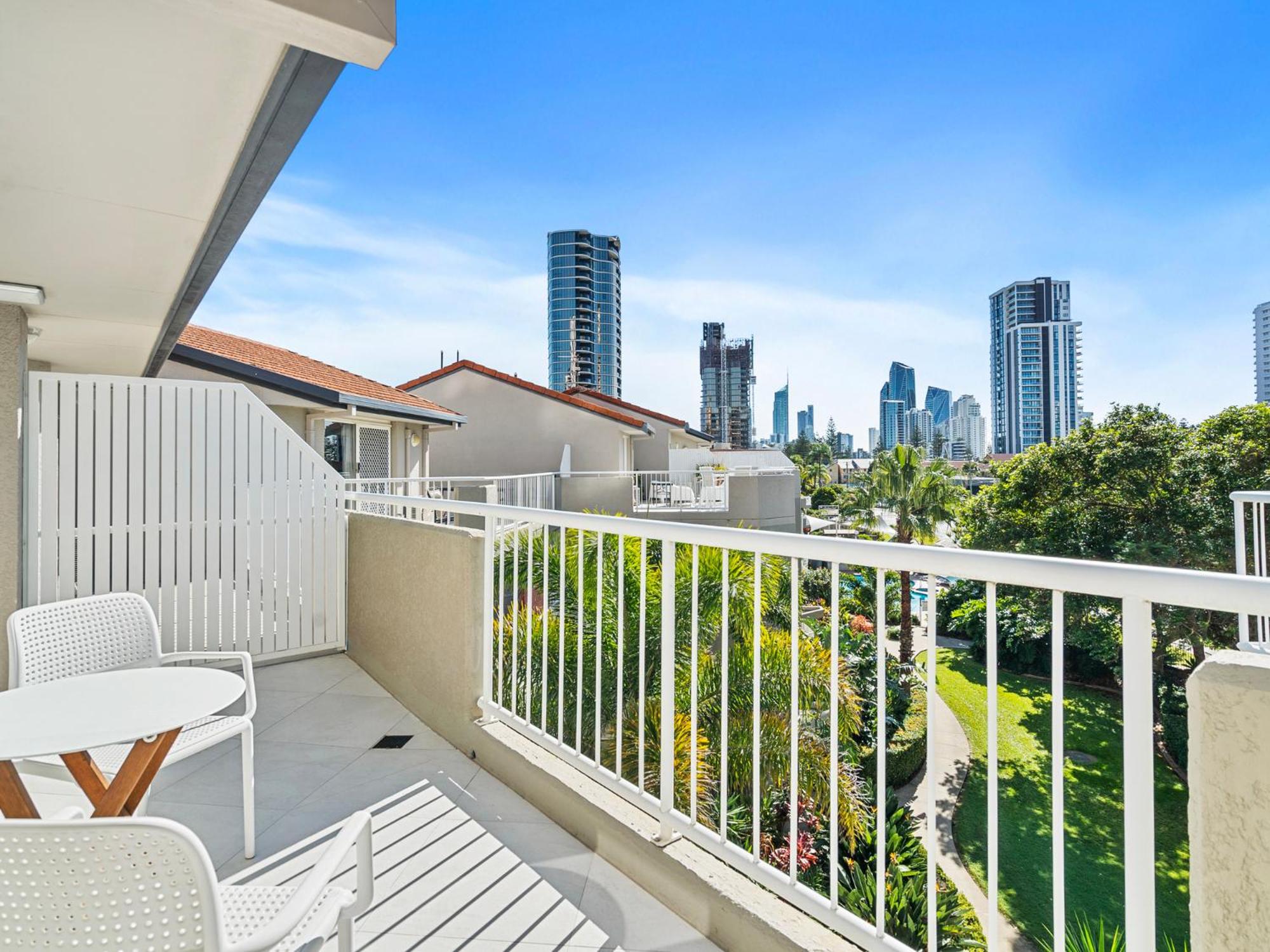 Three-Bedroom Apartment with Balcony