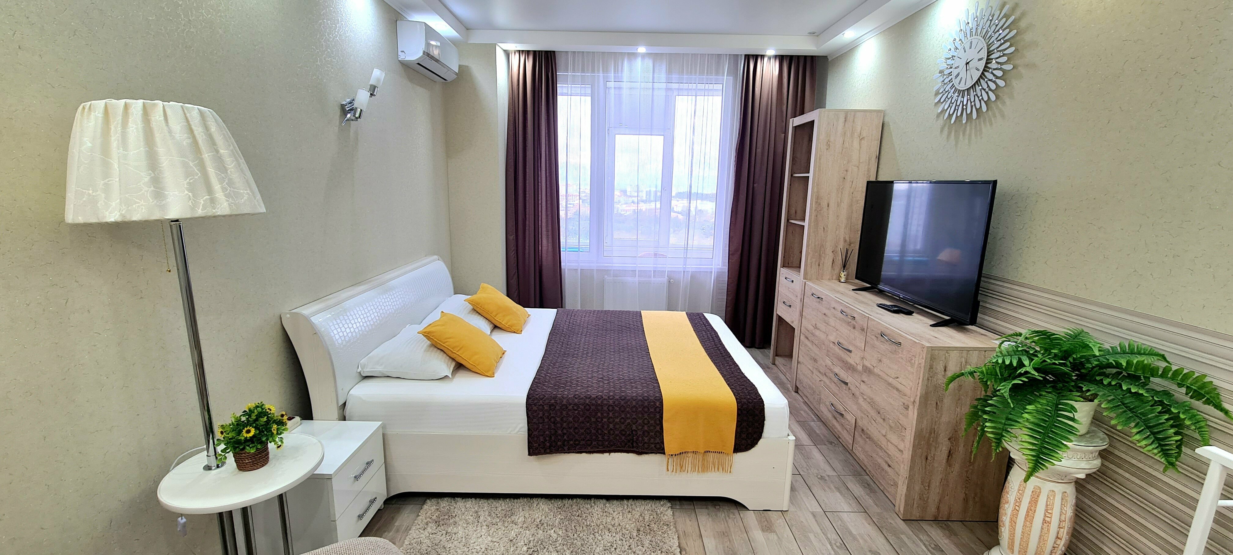 Апартаменты  с кухней с балконом с видом на море и Парк Победы