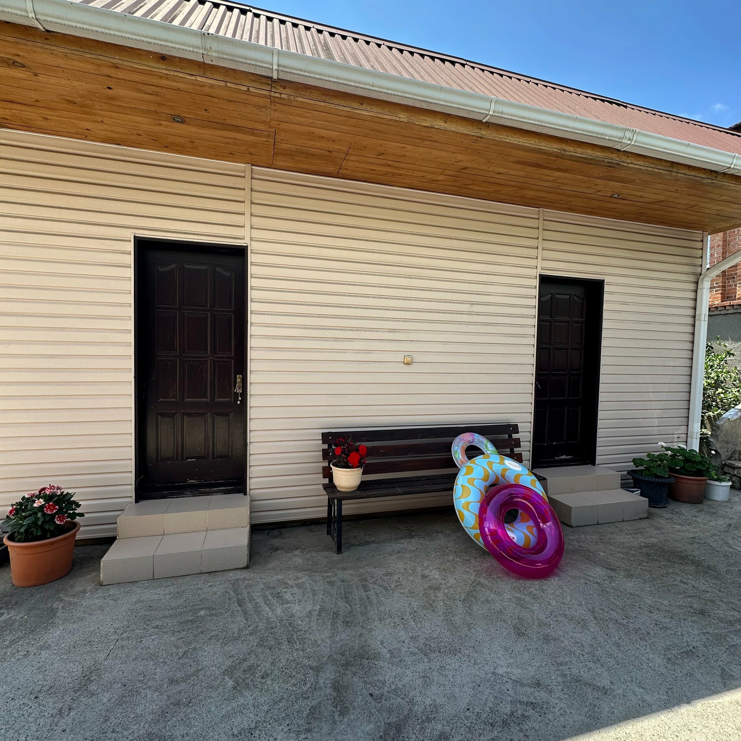 Четырехместный номер в 2-комнатном домике