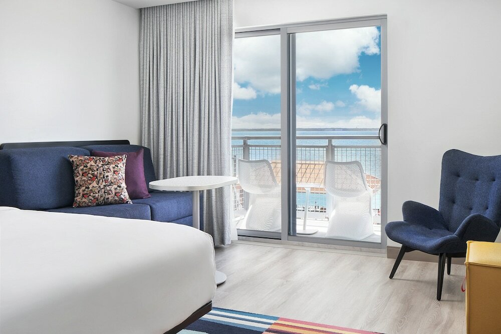 Room, Multiple Beds, Non Smoking, Balcony