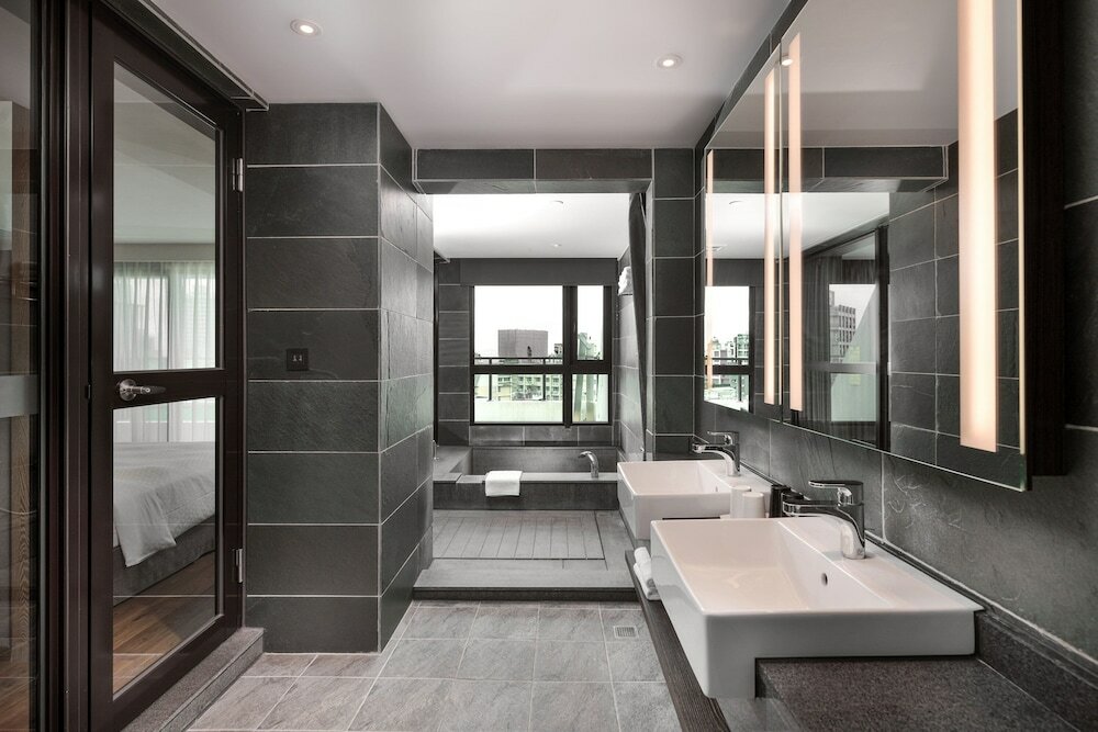 Family Suite, 2 Double Beds, Balcony, City View