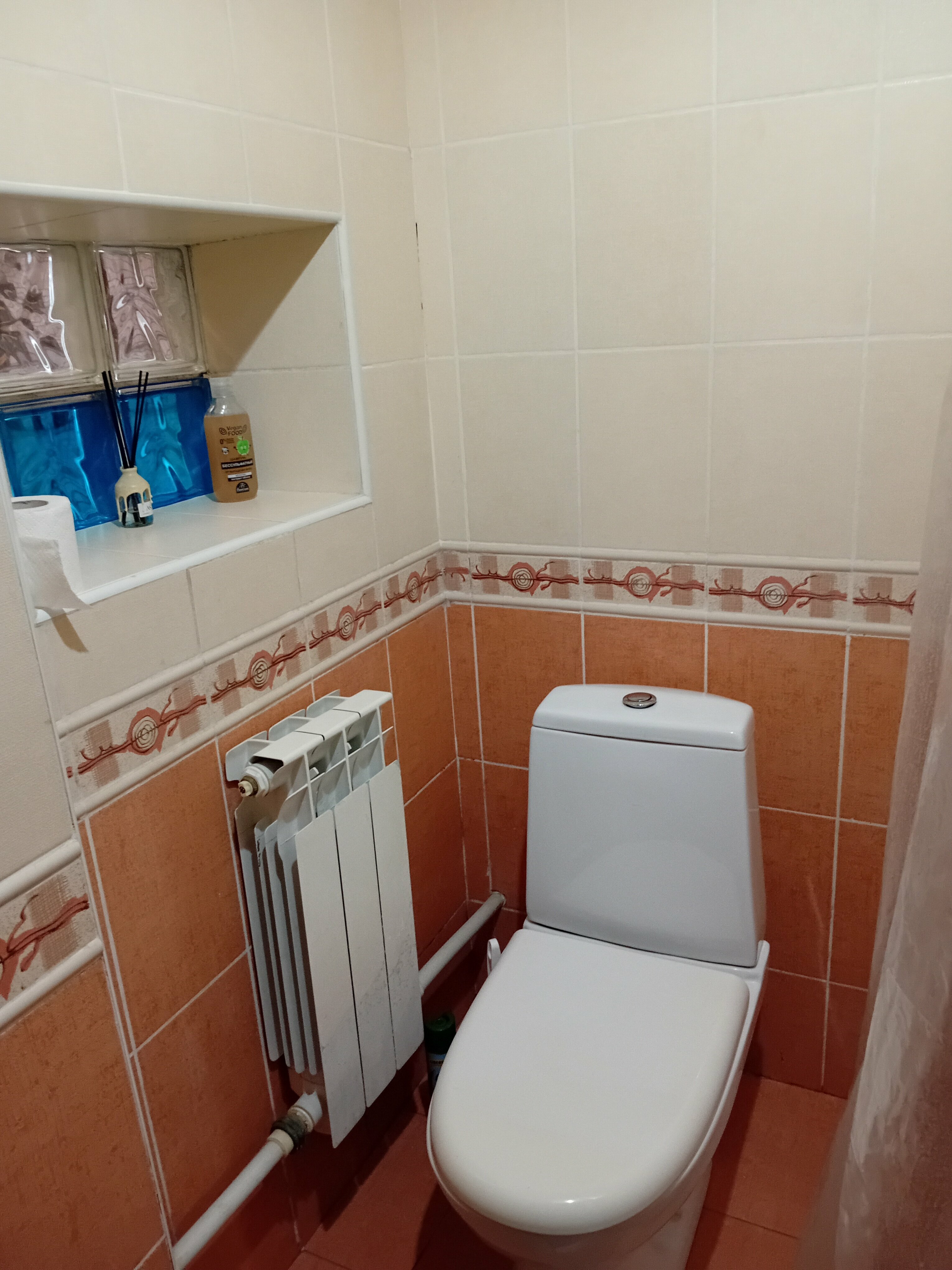 Трехместный номер с видом на горы