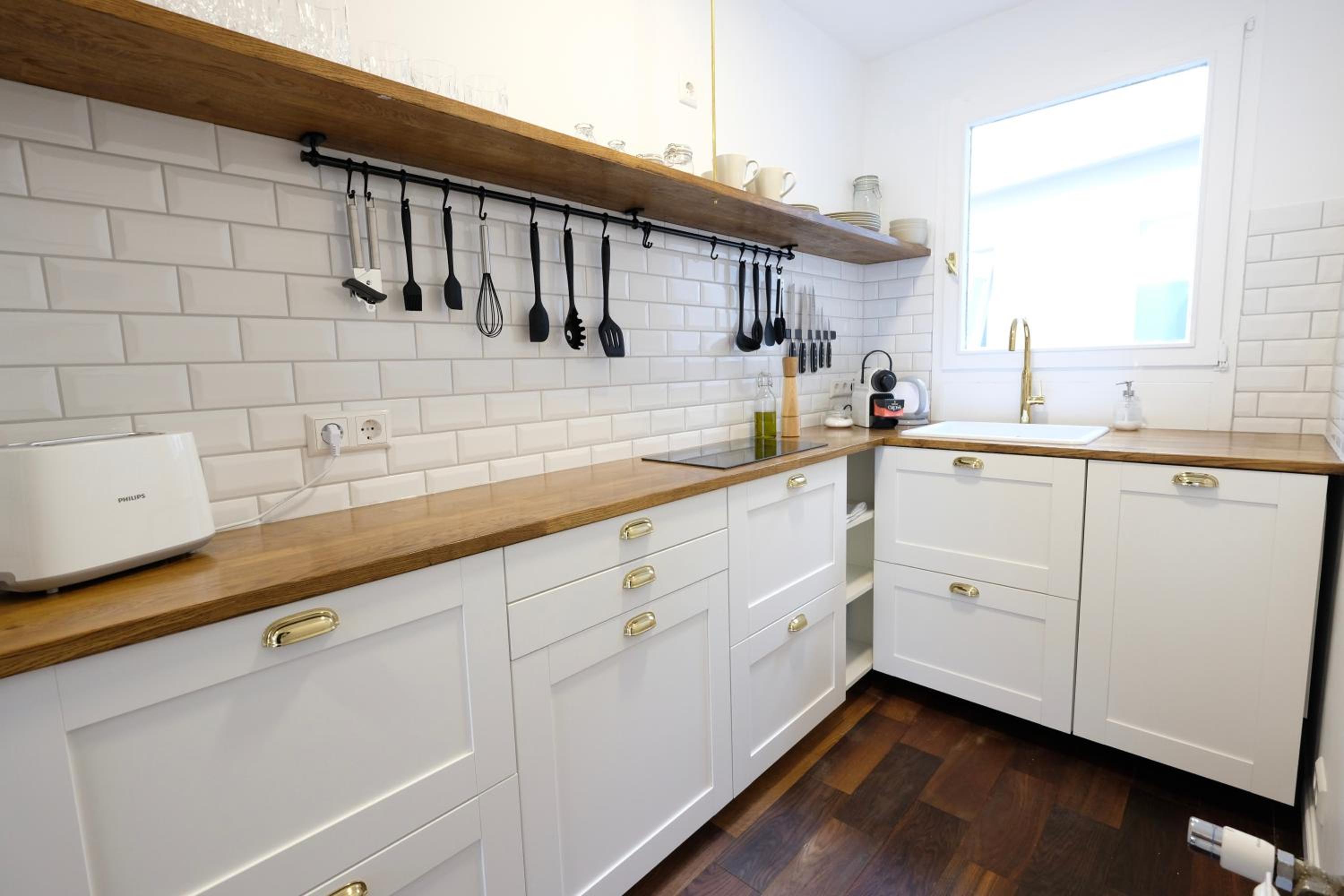 Two-Bedroom Apartment "Carl"