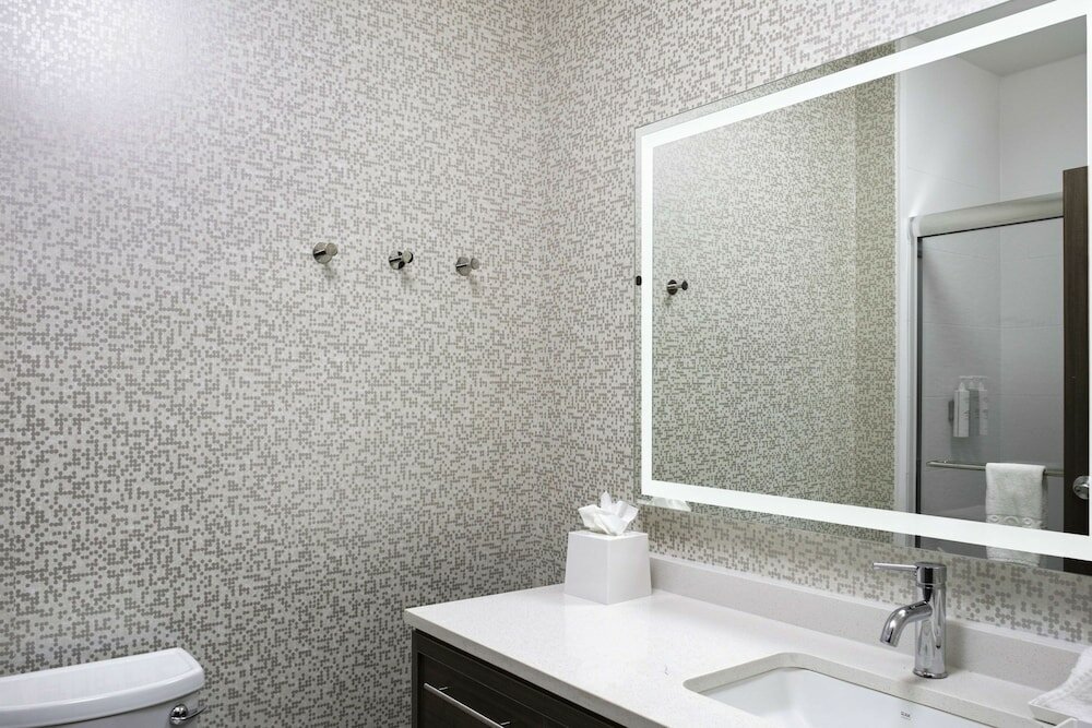 Studio, 2 Queen Beds, Accessible, Bathtub