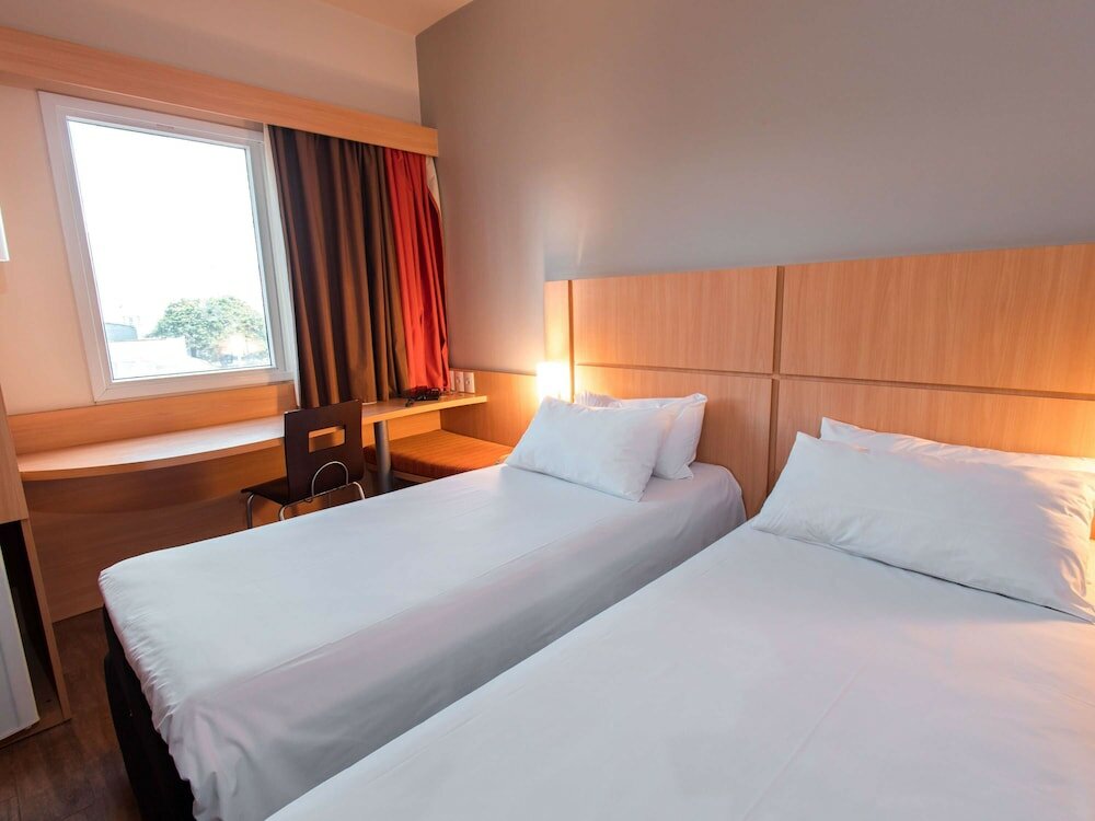 Standard Room, 2 Twin Beds