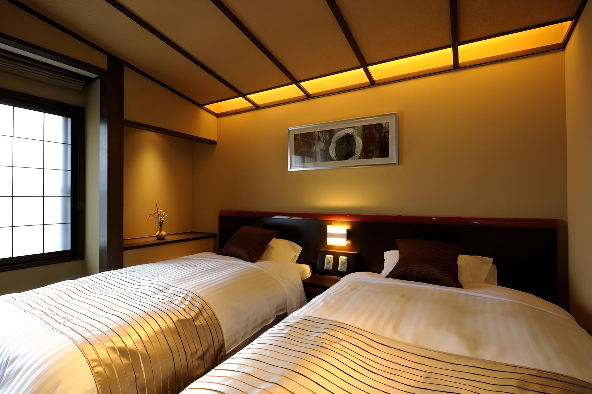 [Tsubaki] Japanese Style Room, 11.5 Tatami Mat, 2 Single Beds and Futon, Non-Smoking