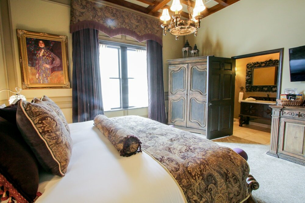Luxury Room, 1 King Bed