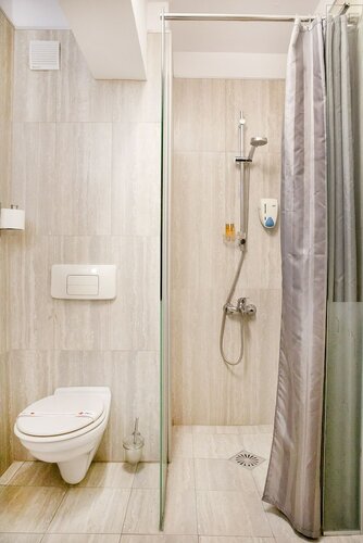 Стандартный двухместный номер с 1 двуспальной кроватью (10% off in the restaurant) в Hotel Niky