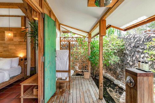 Номер «Делюкс», вид на бассейн в Kuno Villas
