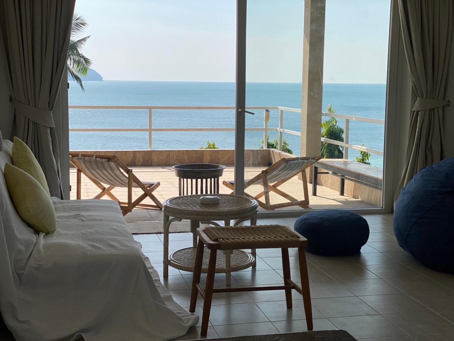 Junior Suite with Ocean View