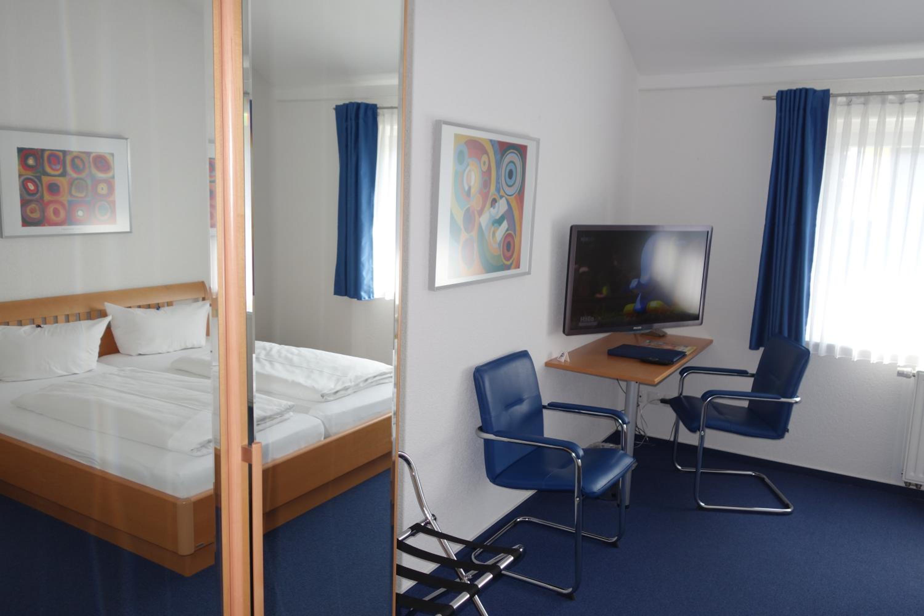 Large Double Room