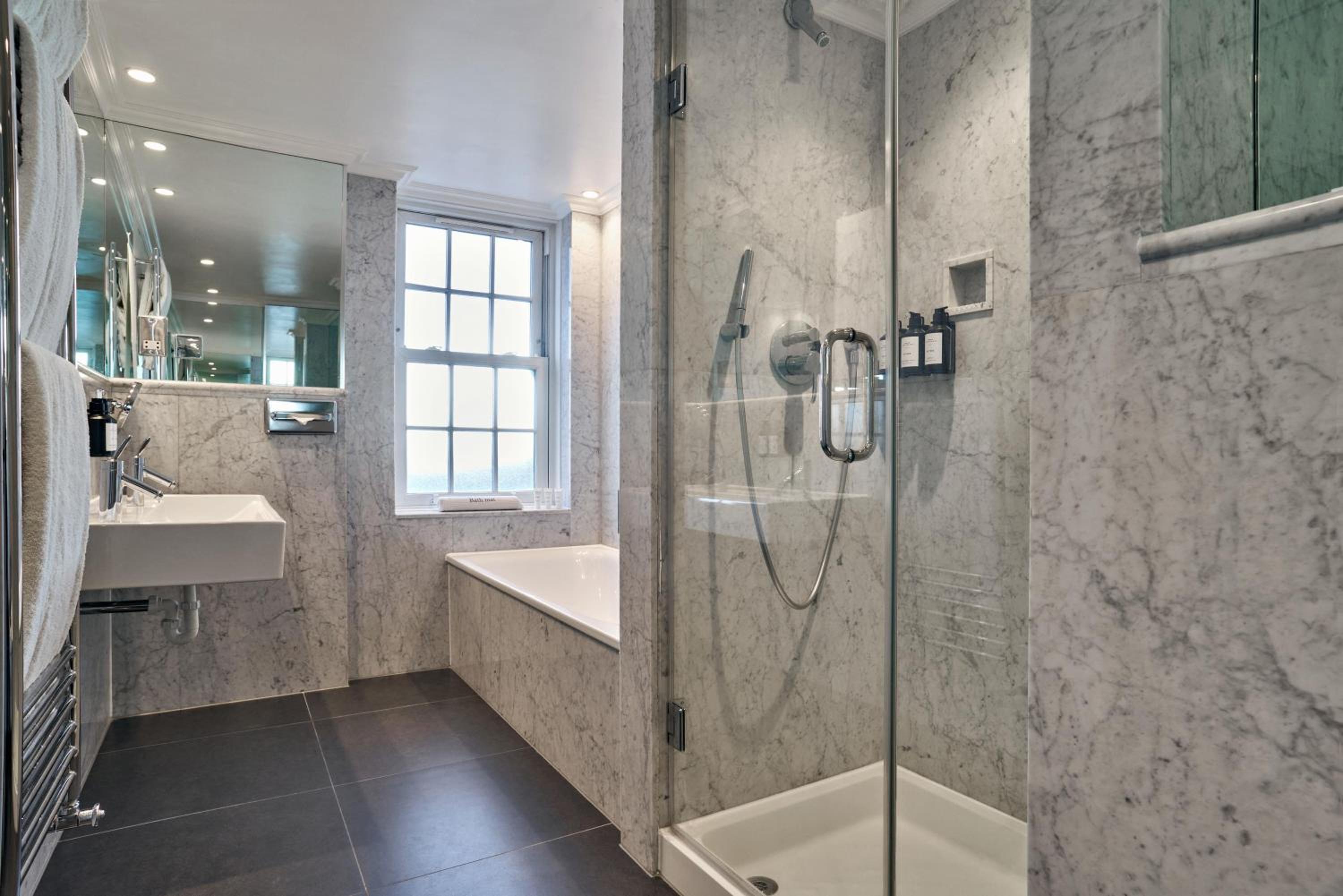 One Bedroom Suite with Terrace - City View