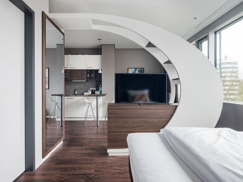 Large Studio, Kitchenette - Single Bed