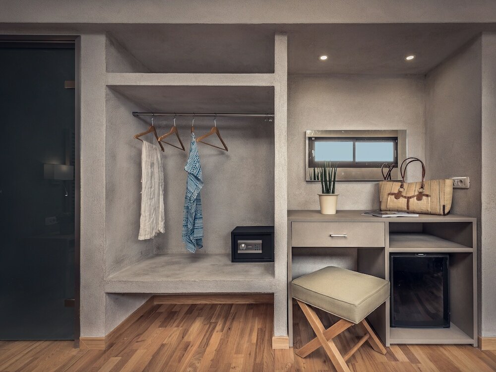 Superior Room (up to 2 adults)