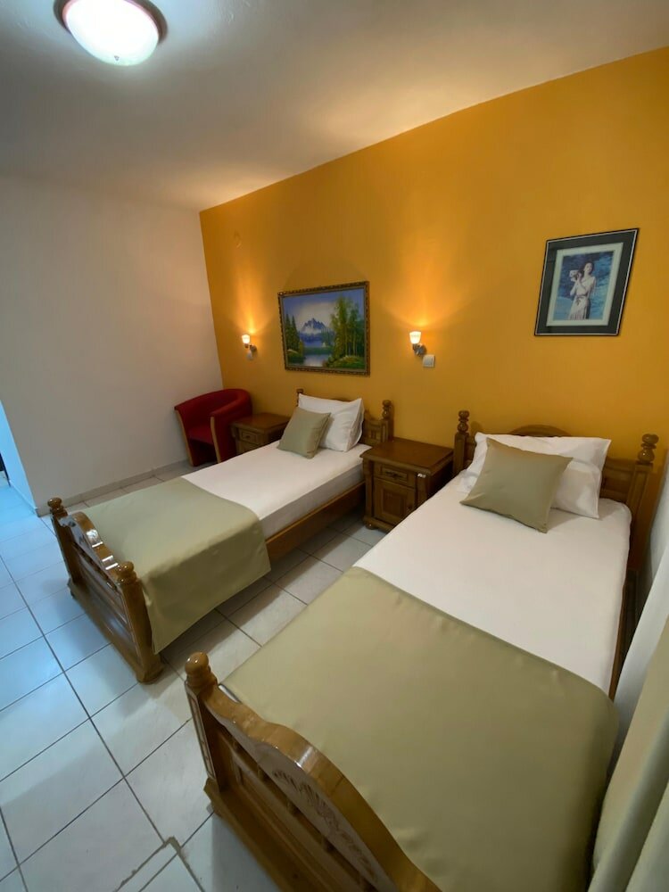 Economy Twin Room