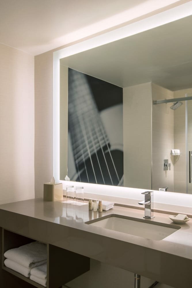 Executive Suite, Multiple Beds