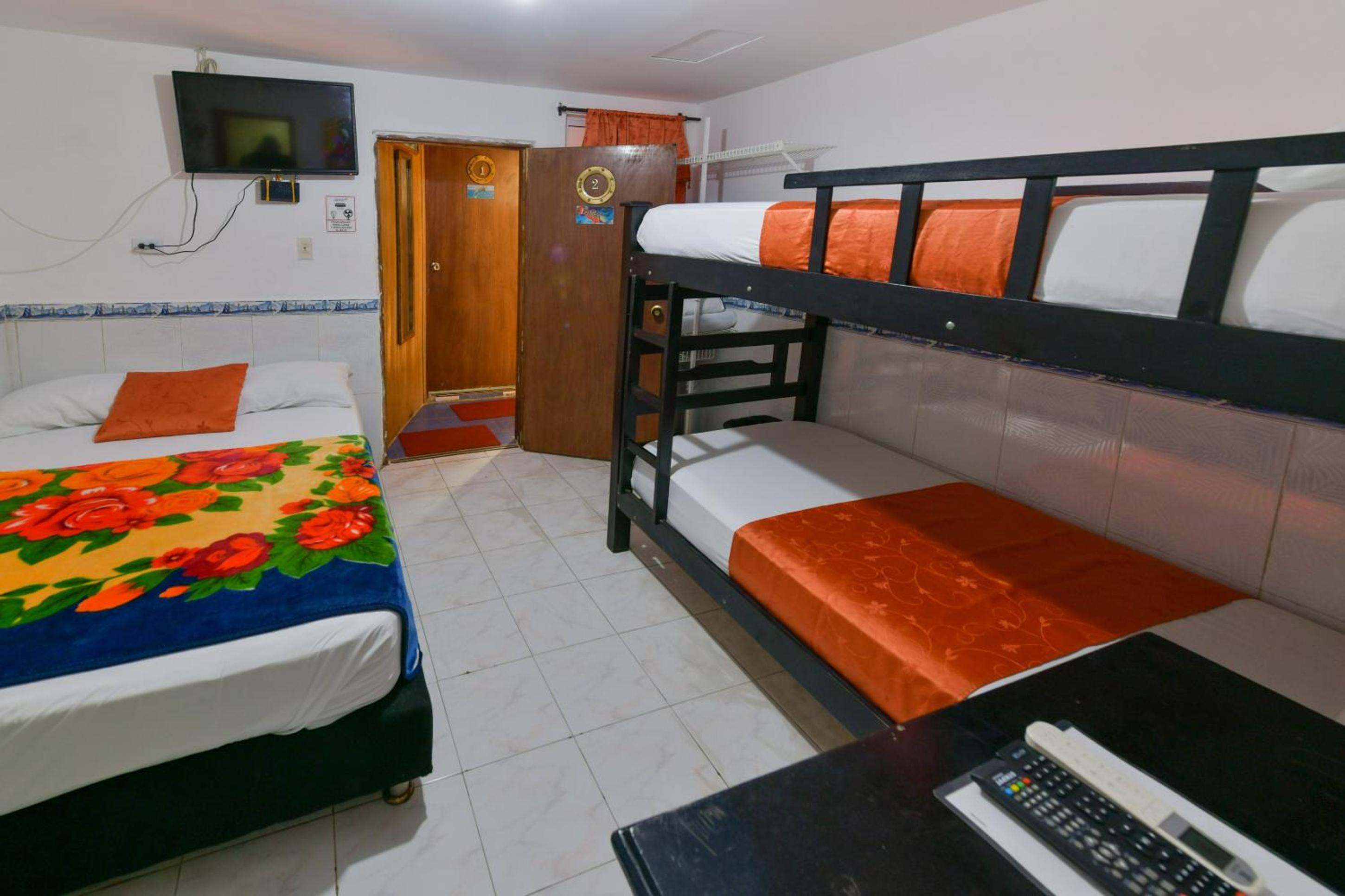 Quadruple Room with Private Bathroom