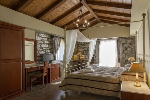 Улучшенный люкс, вид на море в Itilo Traditional Hotel