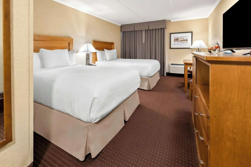 Standard Room, 2 Double Beds, Non Smoking, Refrigerator