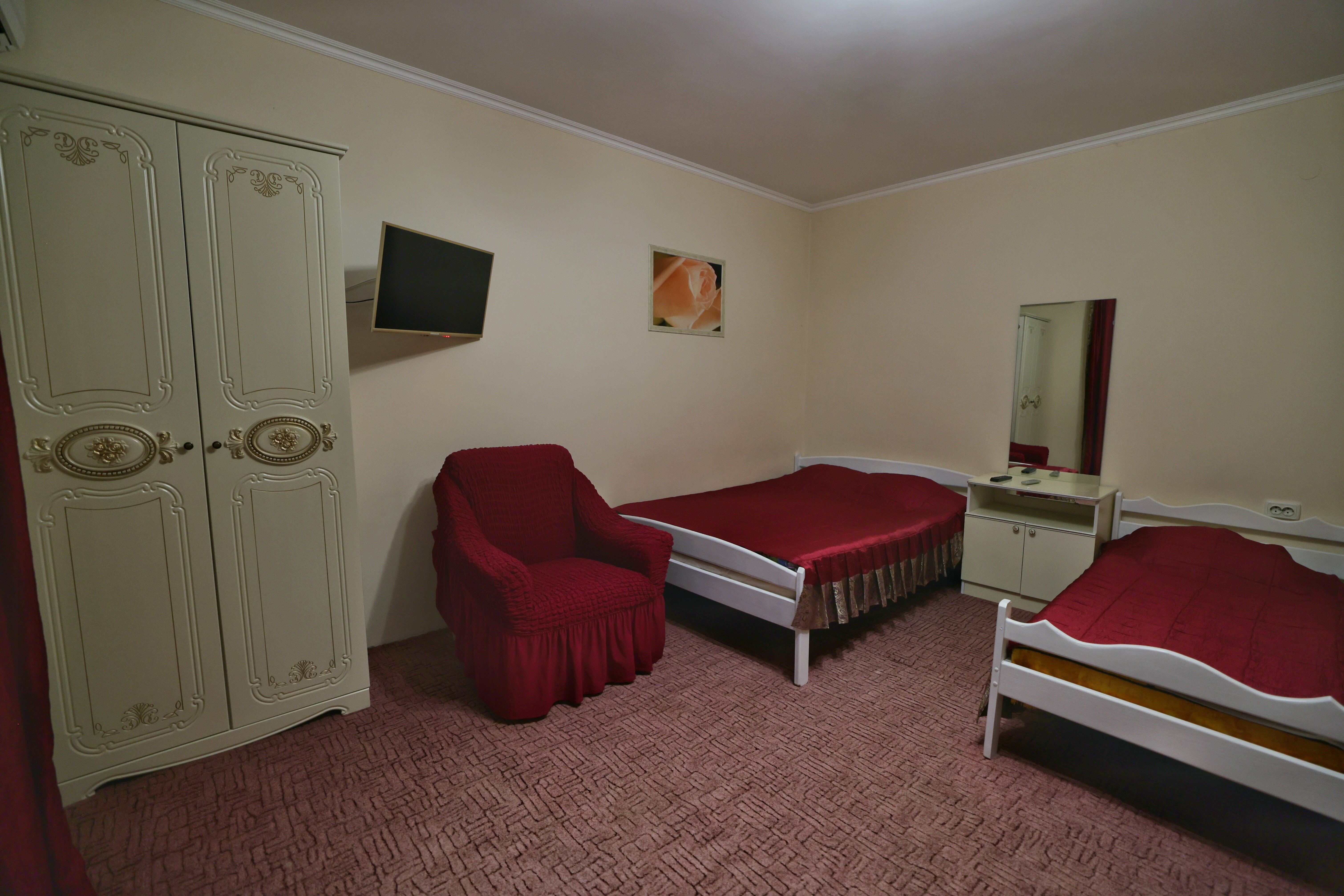 Семейный номер с балконом и видом на море