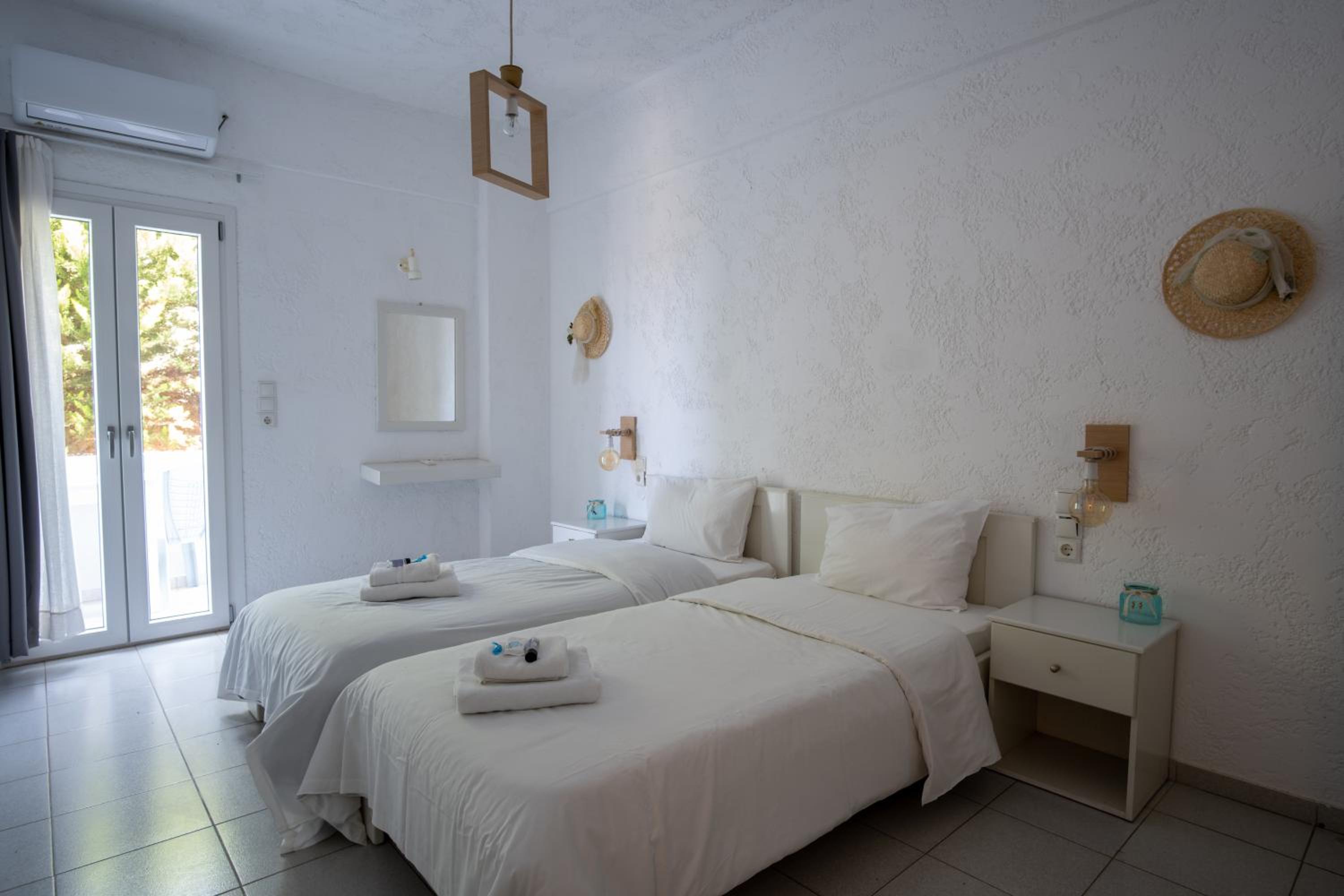 Triple Room with Garden View