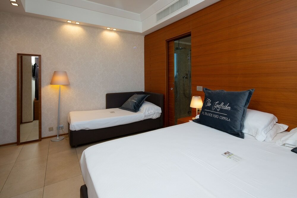 Junior Suite, Multiple Beds, Jetted Tub, Sea View