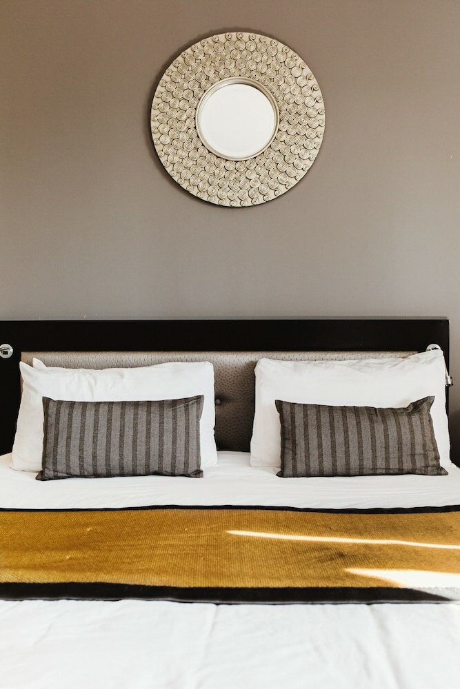 Deluxe Suite, 1 King Bed with Sofa bed, Kitchen