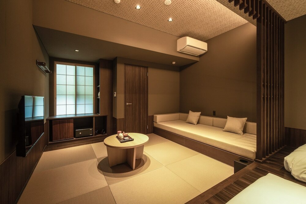 Luxurious Seafood Boat Platter for Dinner & BF, Mountain side Japanese and Western style room(Annex)