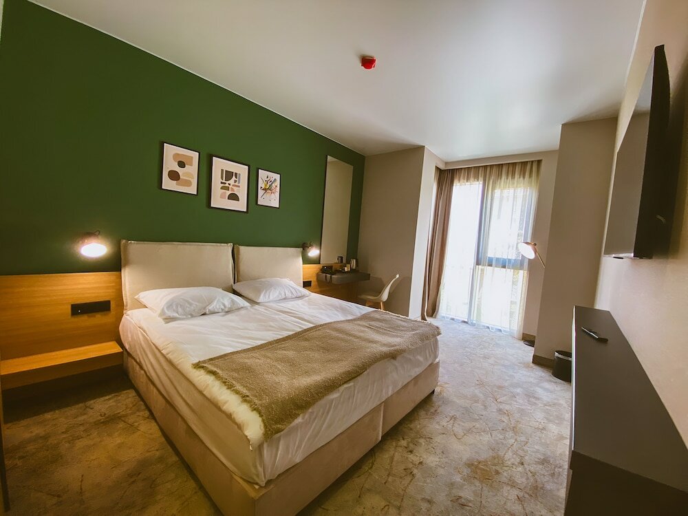 Standard Room, City View