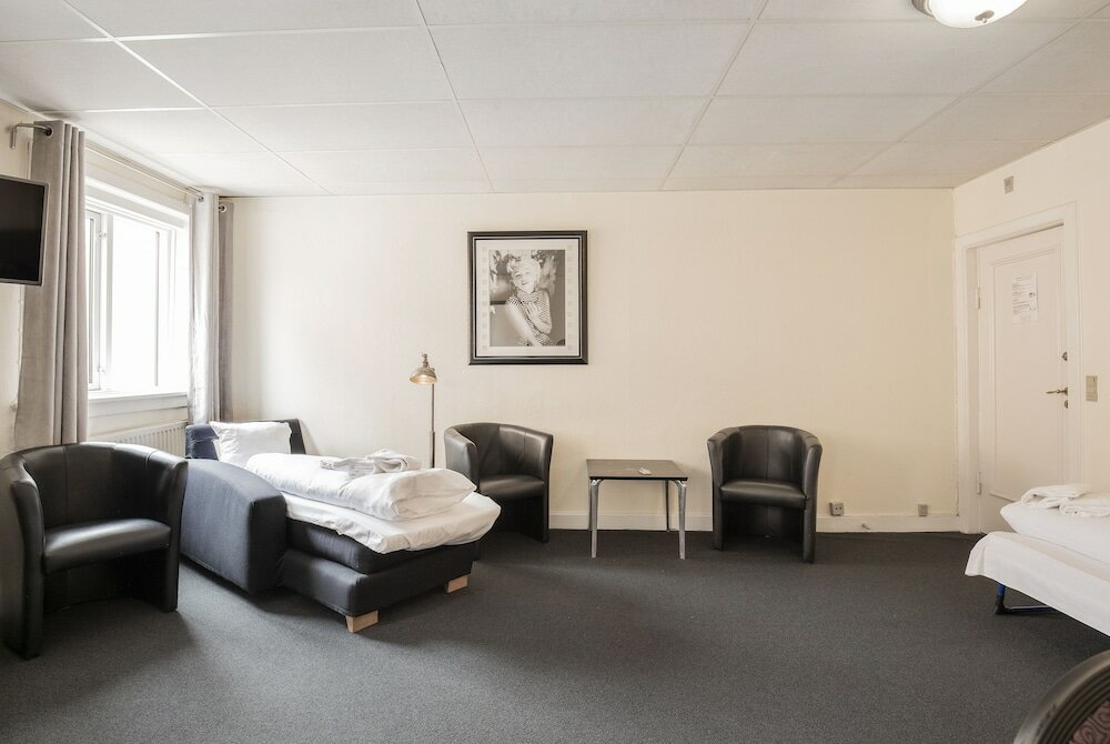 Economy Quadruple Room