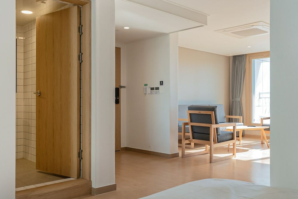 heyy, Suite, Ocean View