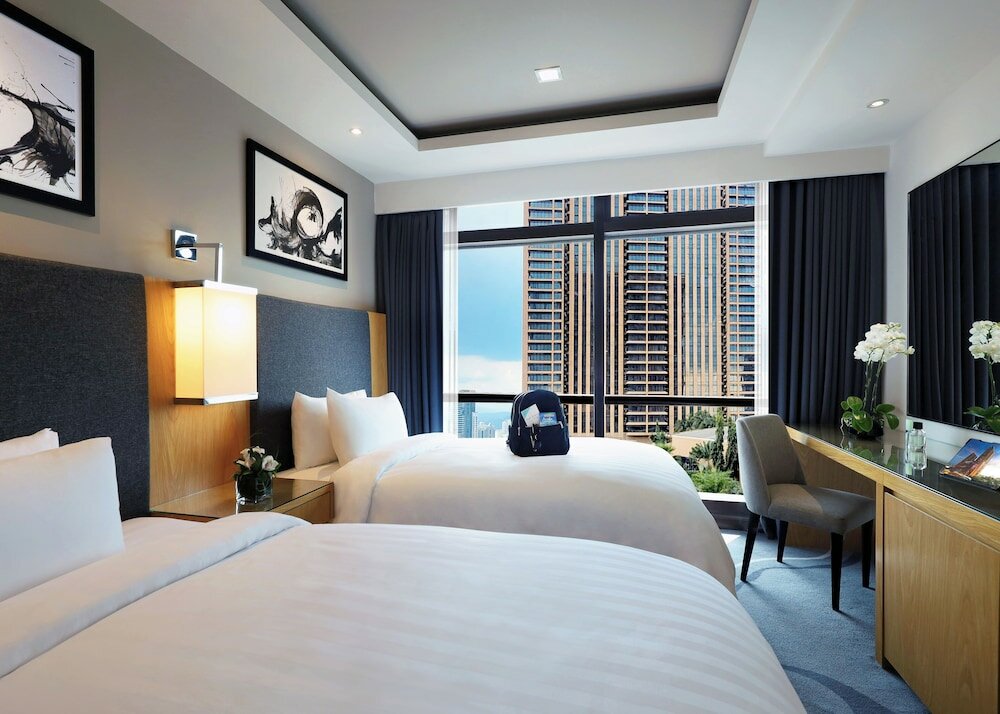 Club Premier Suite