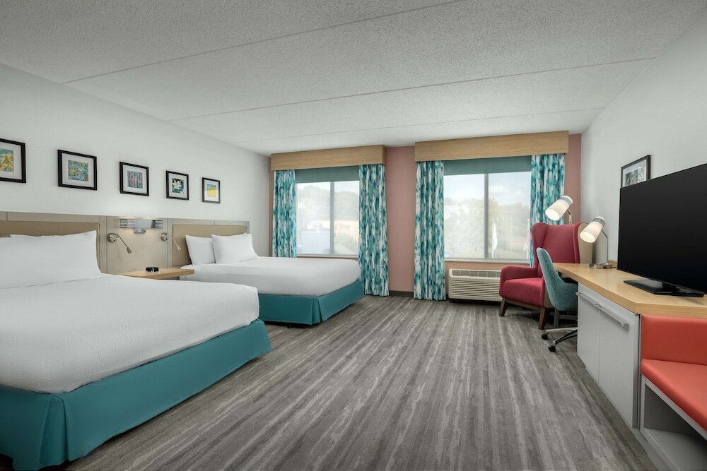 2 Double Mobility Accessible w/Bathtub