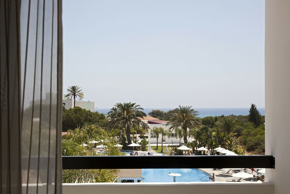 Deluxe Sea View Room